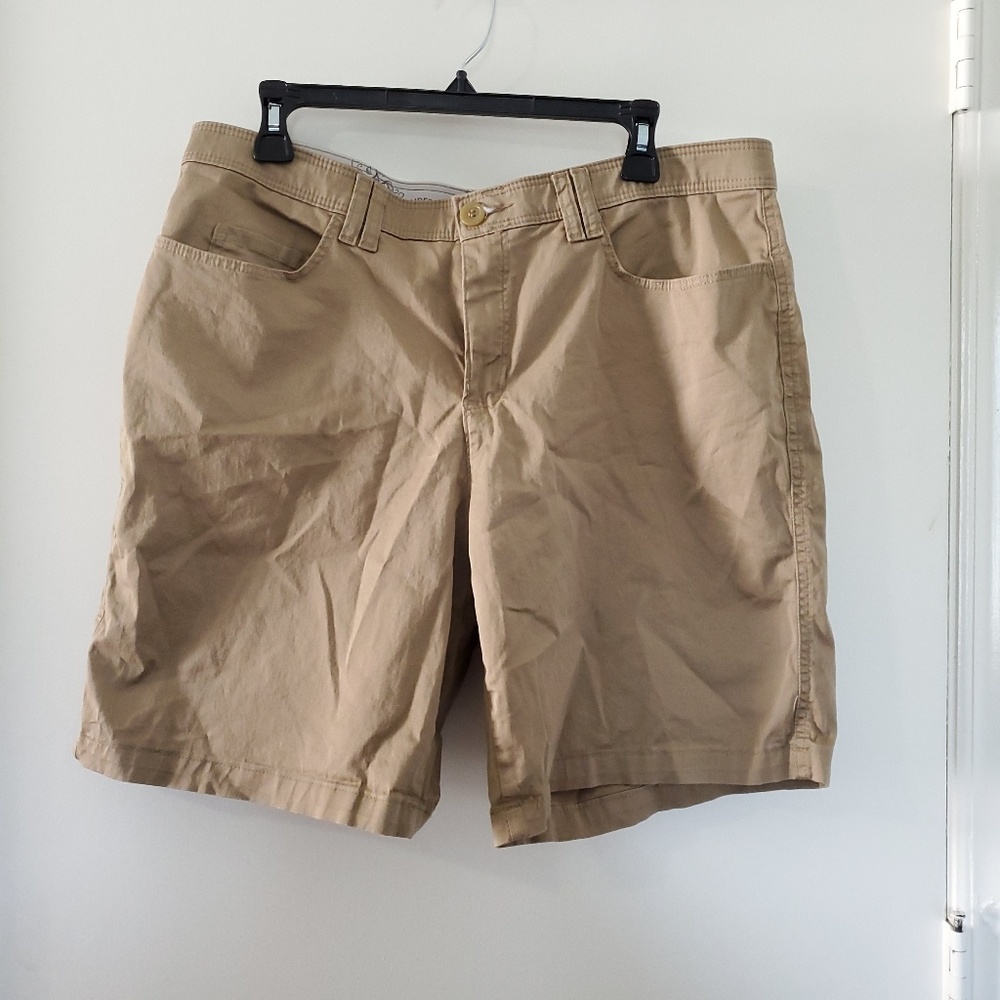 Riders by Lee Womens Khaki Shorts 14 Medium